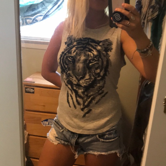 FOREVER 21 TIGER TANK - Picture 3 of 4